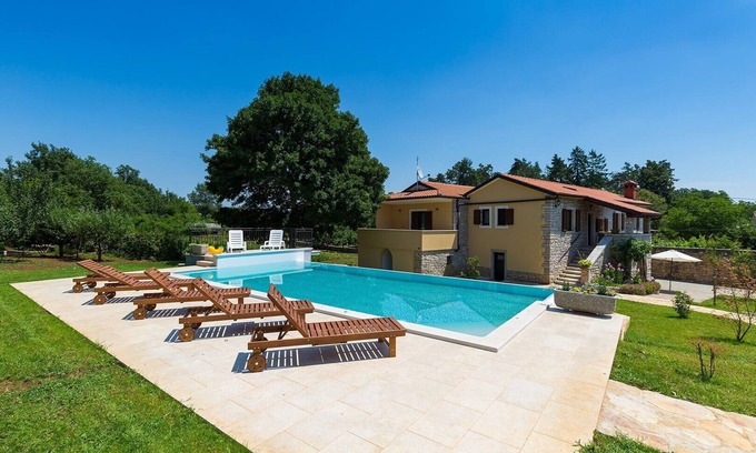 Heki Villa | Sany / Villa Sany with private pool, beautiful garden and children playground