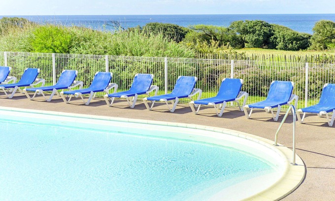 Chateau-d'Olonne Apartamento | Bonito apartamento con piscina, WIFI, TV, terraza, mascotas permitida y aparcamiento