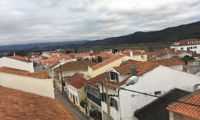 Nazare Apartamento | Hermoso departamento. 2 cap.1 s. nadar en un pueblo encantador a 5 km de la playa de Nazaré