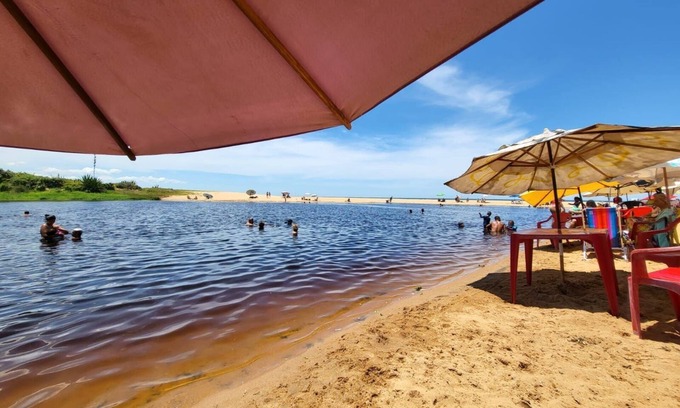 Rio das Ostras Condominio | Beautiful Apartment near the beach