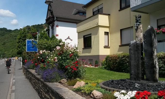 Kamp-Bornhofen Apartamento | Hermoso apartamento con balcón / vista del Rin: Rin, Rheinsteig, senderismo cama con somier