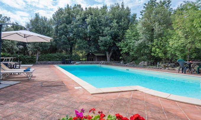 Monteriggioni Apartamento | Precioso apartamento para 4 personas con WIFI, piscina, TV y veranda, cerca de Siena