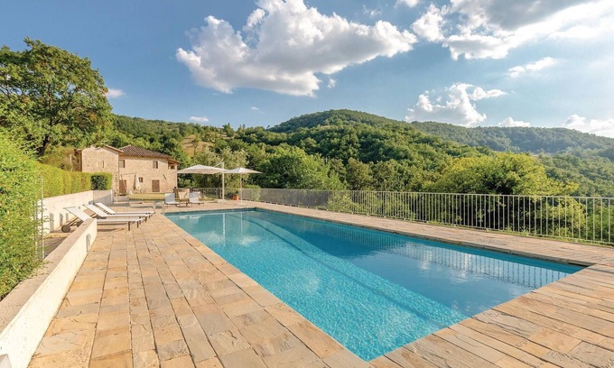 Valfabbrica Apartamento | Hermoso apartamento en Valfabbrica PG