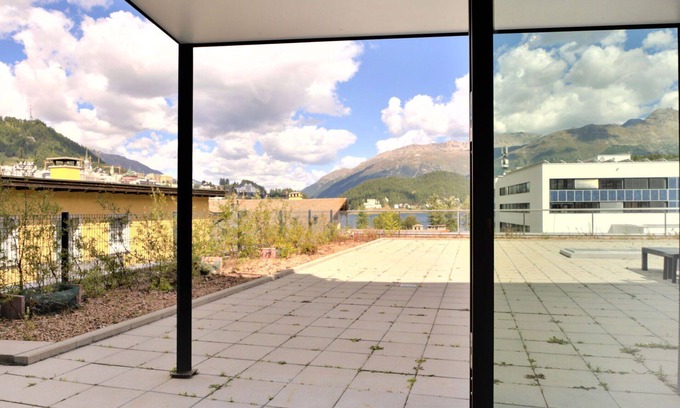 Sankt Moritz-Bad Apartamento | Bonito apartamento con WIFI, TV, terraza, mascotas permitida, vista panorámica y aparcamiento