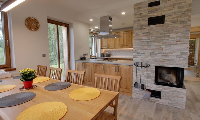 Korenov Apartamento | Hermoso apartamento para 8 personas con WIFI, TV y terraza