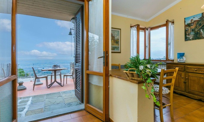 San Baronto Apartamento | Beautiful apartment for 21 guests with private pool, TV, terrace and parking