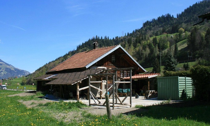 Kandergrund Apartamento | Precioso apartamento para 4 personas con WIFI, balcón y mascotas permitida