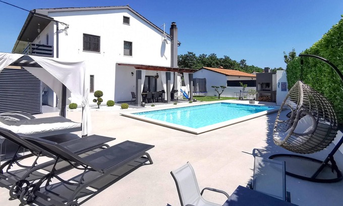 Rezanci Apartamento | Hermoso apartamento en Svetvincenat
