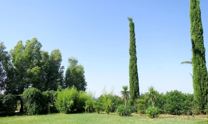 Roccastrada Villa | Hermoso apartamento en villa con piscina, WIFI, TV, terraza, mascotas permitida y aparcamiento