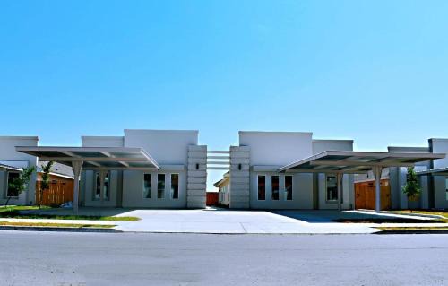 Weslaco Apartamento | Beautiful apartment 9 min to Mercedes outlets