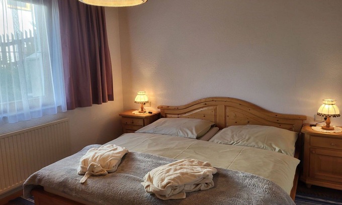 Spiss Apartamento | Hermoso apartamento para 2 personas con TV, patio, mascotas permitida y aparcamiento