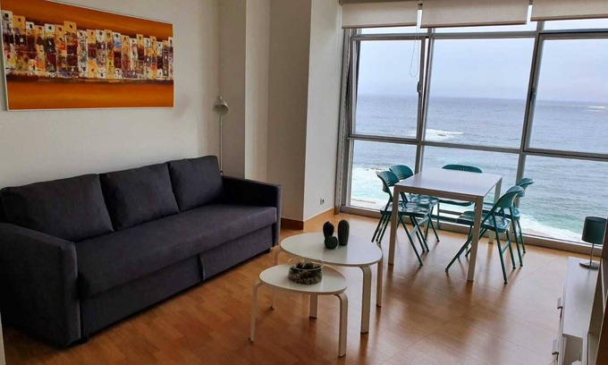 La Coruna Apartamento | BONITO APARTAMENTO FRENTE PLAYA RIAZOR