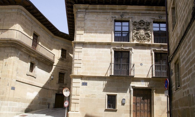 Labastida Casa | PRECIOSO APARTAMENTO EN CASA SOLARIEGA DEL SIGLO XVI