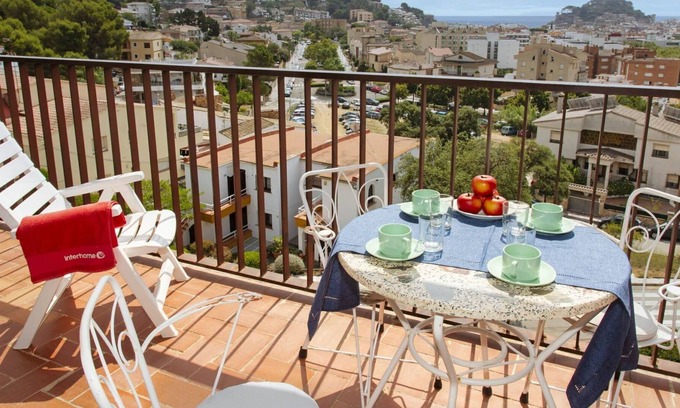 Tossa de Mar Apartamento | Beautiful apartment for 4 guests with A/C, WIFI, TV and terrace