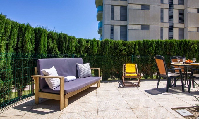Vergel Apartamento | Bonito apartamento con WIFI, piscina, A/C, TV, terraza, mascotas permitida y aparcamiento