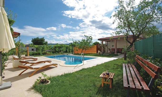 Sestanovac Apartamento | Hermoso apartamento en Sestanovac