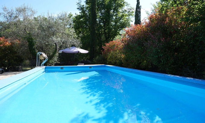 Montieri Casa | Hermoso apartamento en villa para 4 personas con piscina, terraza y mascotas permitida