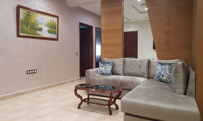 Tetouan Apartamento | Hermoso apartamento en Tetuán en un concurrido bulevar