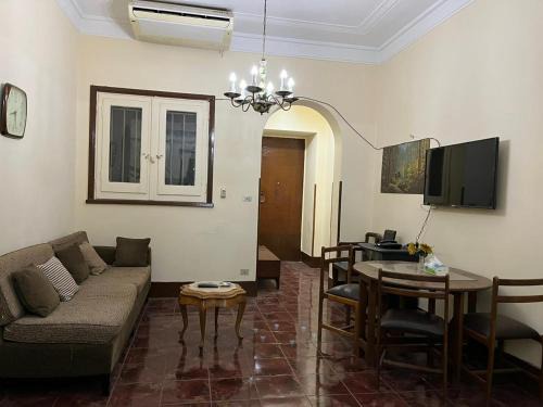 Garden City Apartamento | Beautiful apartment in the heart of cairo