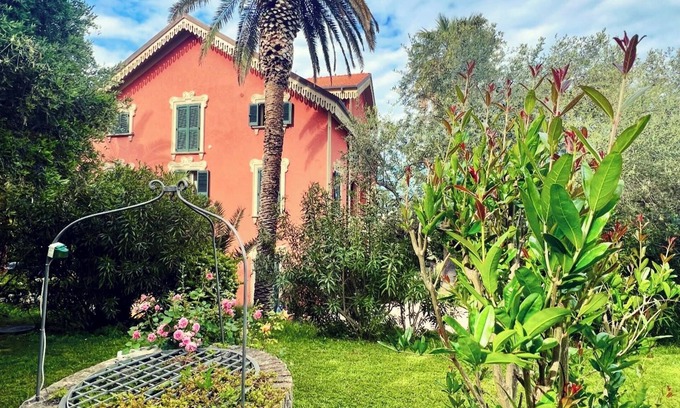 Silvi Apartamento | Hermoso apartamento dentro de una villa a mediados de la naturaleza y sólo unos pasos por el mar