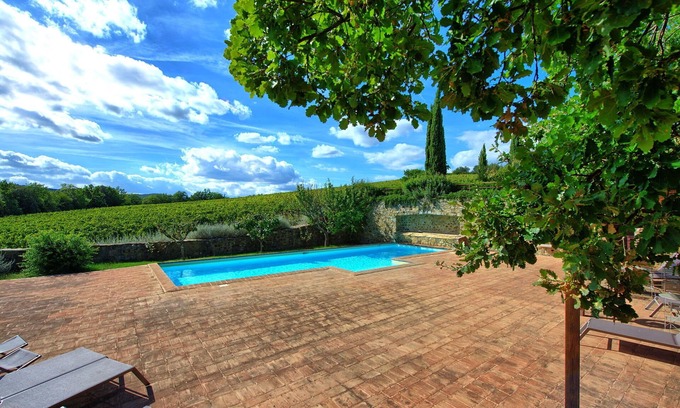 Montalcino Apartamento | Hermoso apartamento con piscina, A/C, TV, mascotas permitida, vista panorámica y aparcamiento