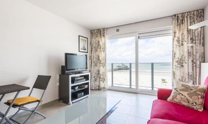 Blankenberge Apartamento | Beautiful apartment on the sea wall