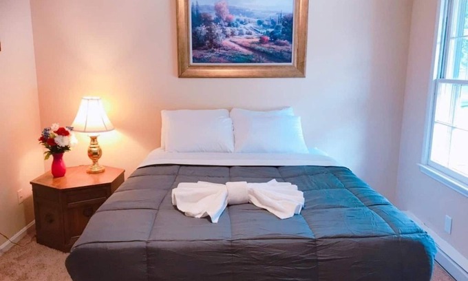 Downtown Greensboro Apartamento | Beautiful apartment in Historic Downtown Location
