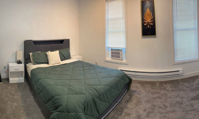 Bay City Apartamento | Beautiful apartment w/AC in Bay City-Perfect for a getaway, close to downtown