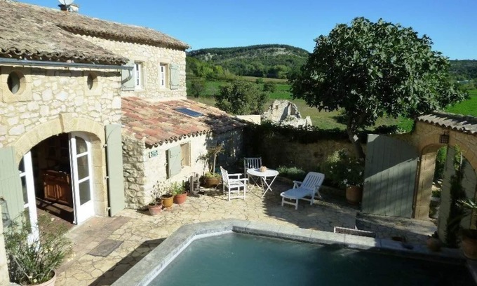 Belvezet Casa | Hermosa casa de pueblo de piedra auténtica (19 ° s) en una aldea a 15 ’de Uzès
