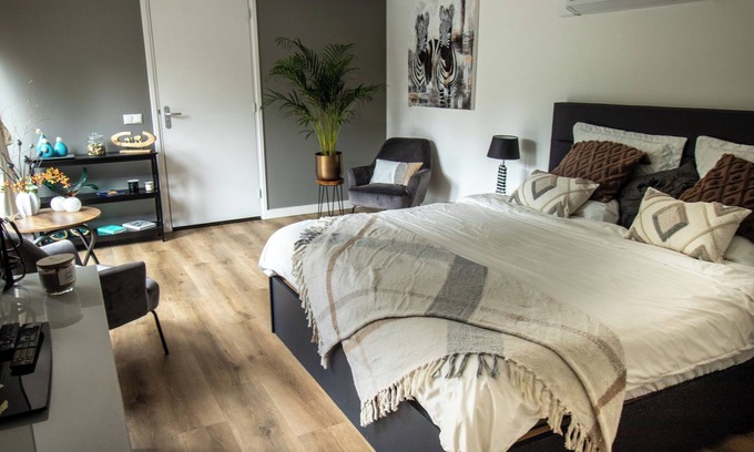 Apeldoorn Cama Y Desayuno | Beautiful B&B in the heart of the Veluwe. Luxury and comfort in the Crown Estates.