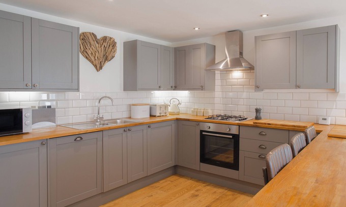 Cropthorne Casa | Beautiful Barn Conversion-Escape for 12