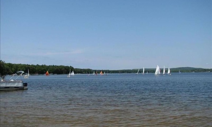 Pentwater Casa | Hermoso lago bajo en Pentwater