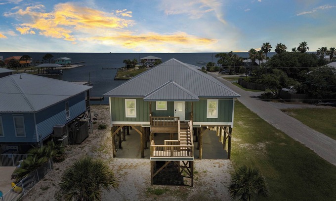 Fort Morgan Pines Casa | Beautiful bay view in Gulf Shores with fishing and close to ocean. Pet-Friendly!