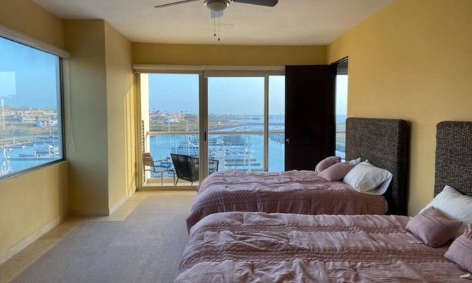La Salina Condominio | Beach house with amazing views of the Ocean, La Marina and the Hills.