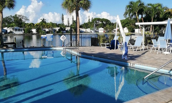 North Naples Cabaña | Beautiful Beach House