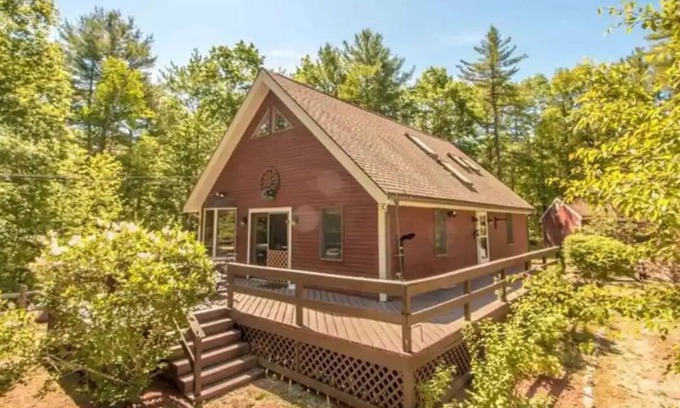 East Wakefield Casa | Beautiful Belleau Lake Home with Lake Access!