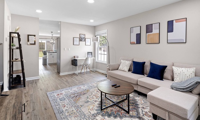 Belmont Casa | Beautiful Belmont Home!