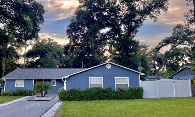 Brandon Casa | Beautiful Boho style Villa in the Tampa area