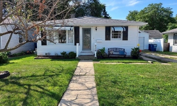 Bourbonnais Casa | Beautiful Bourbonnais Rental