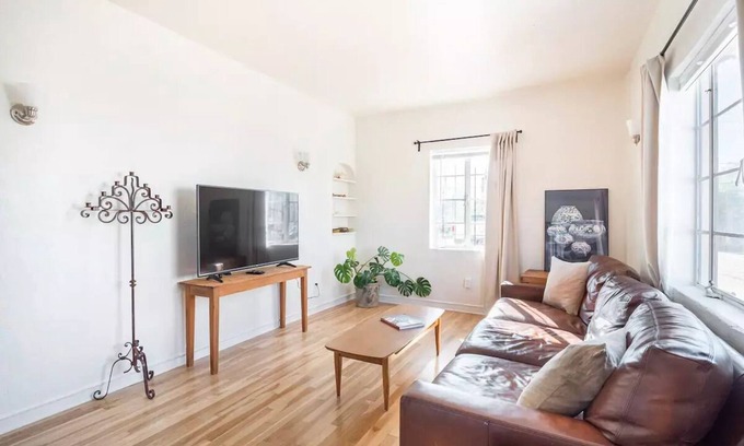 Rincon Heights Casa | Beautiful Bungalow Close to U of A, Downtown and Historic 4th Court