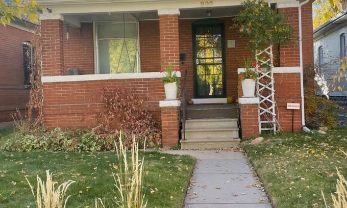 Washington Park West Casa | Beautiful bungalow with AC in vibrant Wash Park near Denver
