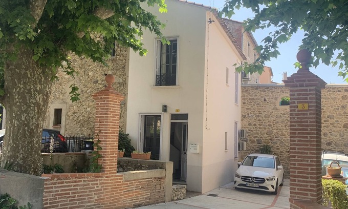 Laroque-des-Alberes Casa | Hermosa casa de personajes en Laroque des Albères