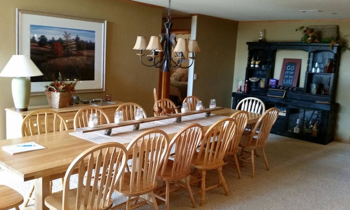 Arkdale Condominio | Hermosa Castle Rock Lake 3 Bedroom Penthouse Condo