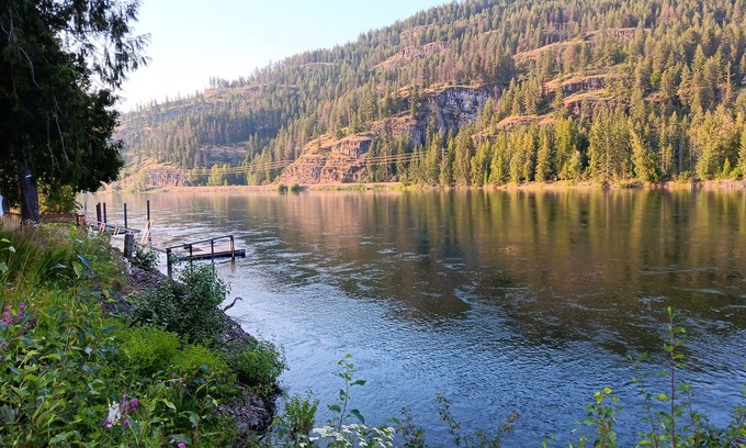 Clark Fork Alquiler De RV | Beautiful Clark Fork Riverside RV site