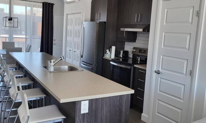 Quartier 5-4 Apartamento | Beautiful condo in Beauport