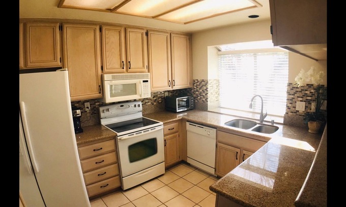 Aliso Viejo Condominio | Hermoso condominio en Aliso Viejo