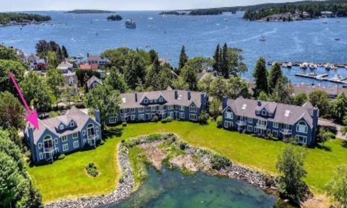 Boothbay Harbor Condominio | Beautiful Condo on Ocean Cove - Easy walk to harbor-side town