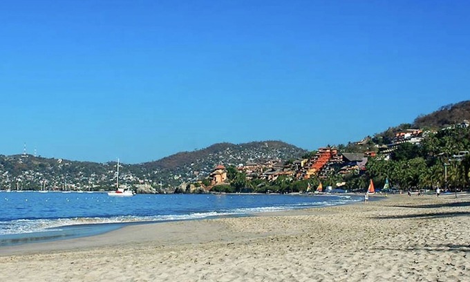 Playa Las Gatas Casa | Beautiful Condo With Gorgeous Ocean View 5 Min Walk from the best beach in Zihua