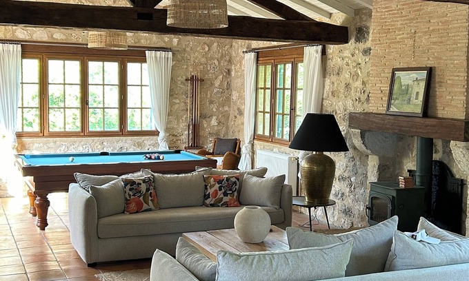 Margueron Otro | Beautiful converted farmhouse
