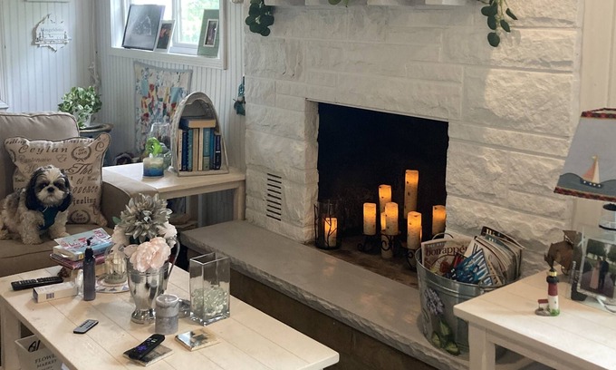 Covert Cabaña | Beautiful cottage on Lake Michigan. Beachfront